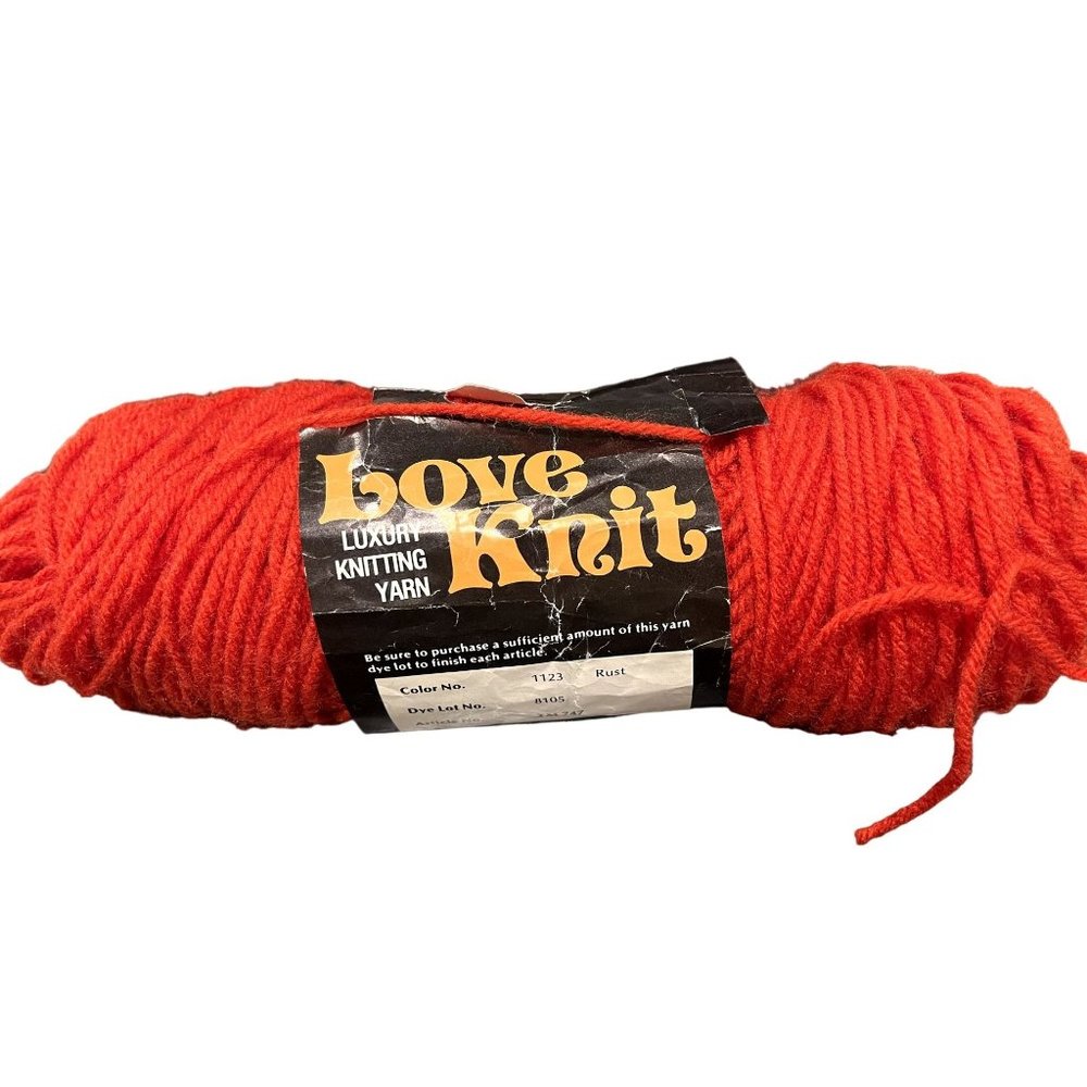Love Knit Luxury Knitting Yarn Red Color 1123 Rust Lot of 2 Skeins